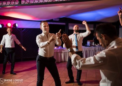 fotografo matrimonio La Catilina, Clusane, Brescia; matrimonio con figli; abito sposa corto;